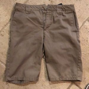 🔥🔥🔥O’Neill Relaxed Fit khaki shorts